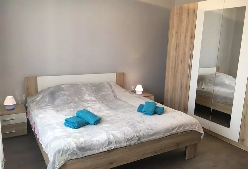 Apartment Kumicic