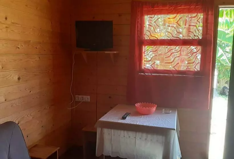 هتل Bungalows La Abuelita