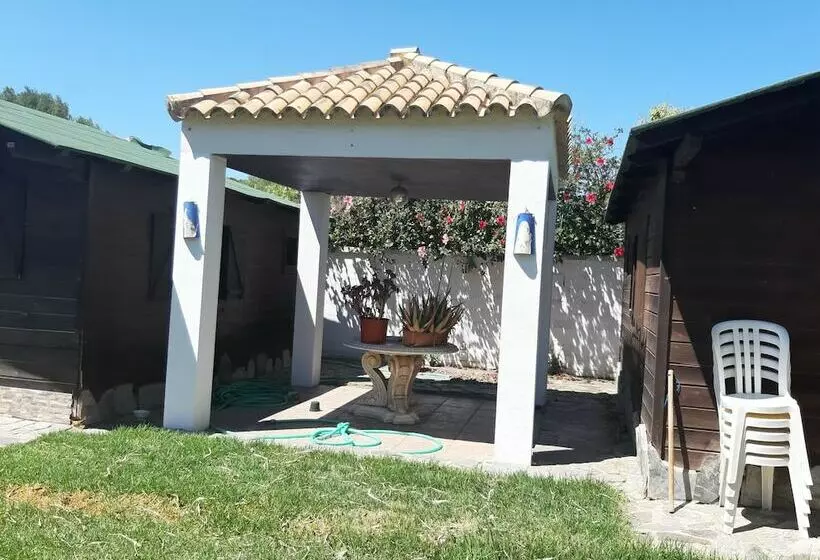 هتل Bungalows La Abuelita