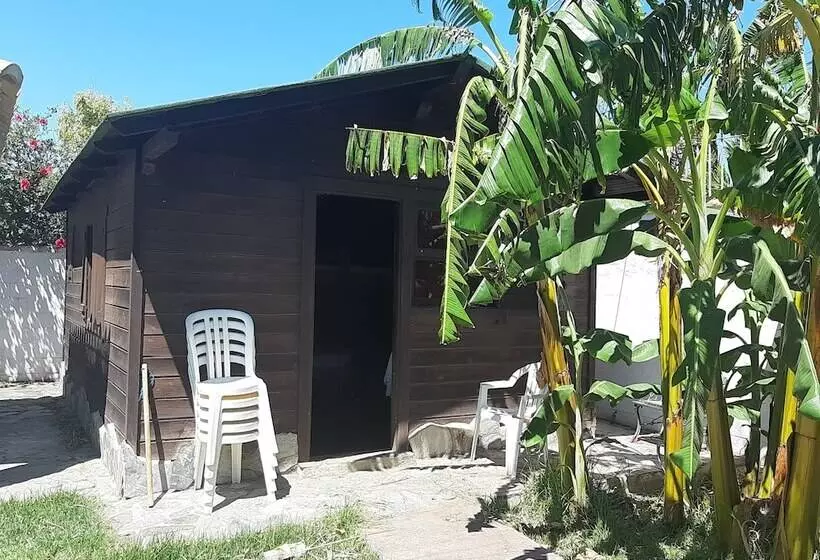 هتل Bungalows La Abuelita