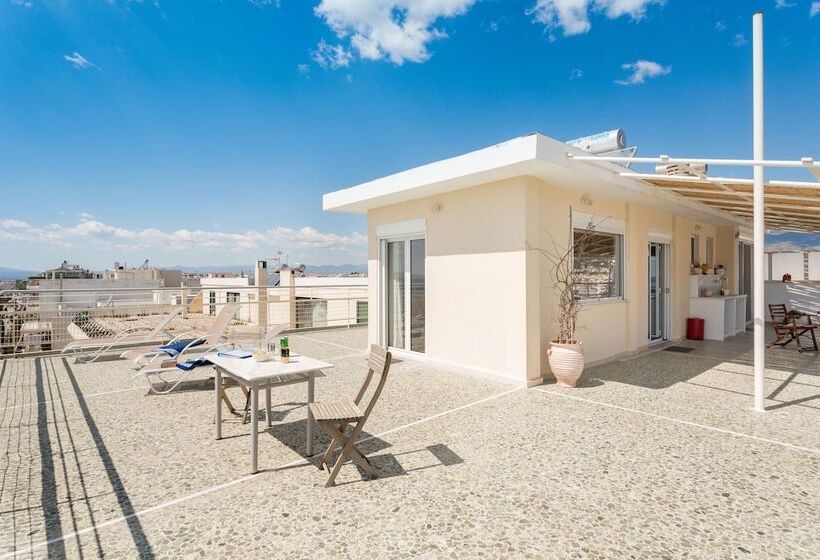 Seafront Penthouse Leo