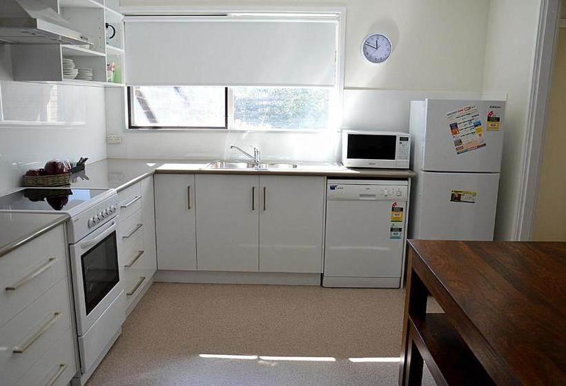 4/47 Delany Ave, Bright