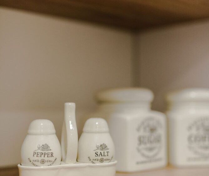 Apartment British Square With Parking