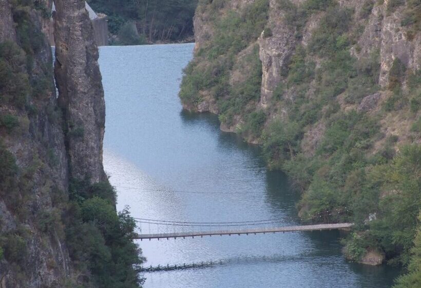 Apartments Cal Benet