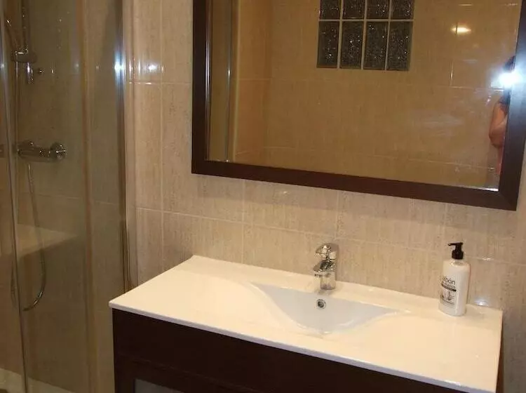 Apartments Cal Benet