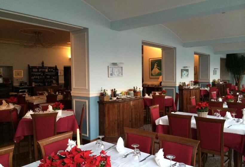 בית מלון כפרי Risi