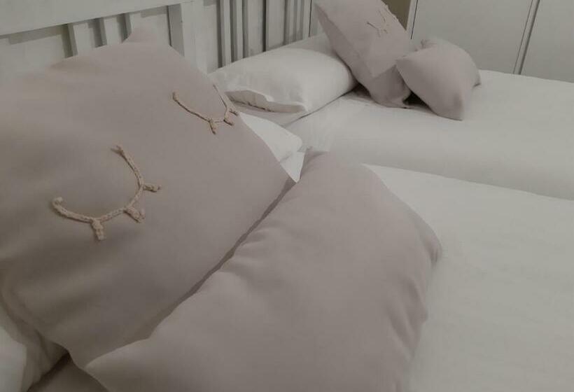 La Casa De Leo   El Casar De Leo