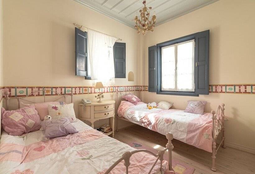 Villa Sonali With Breathtaking Views