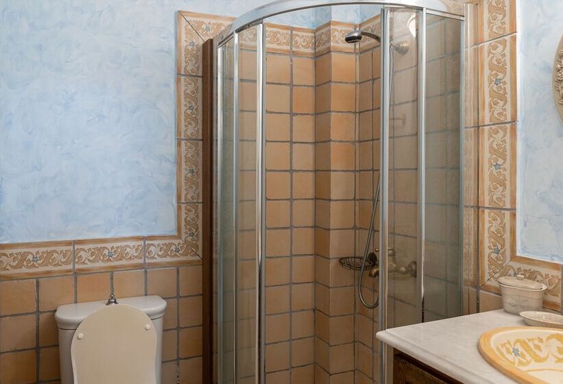 Villa Sonali With Breathtaking Views