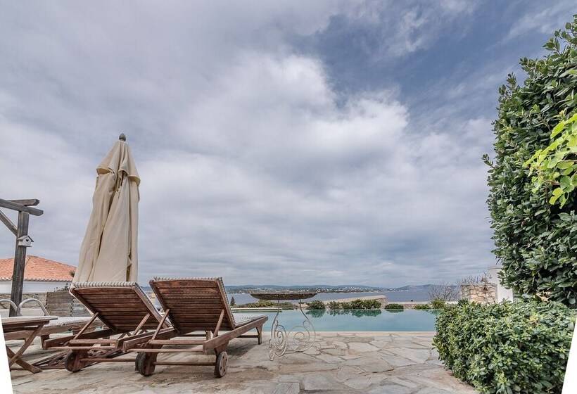 Villa Sonali With Breathtaking Views