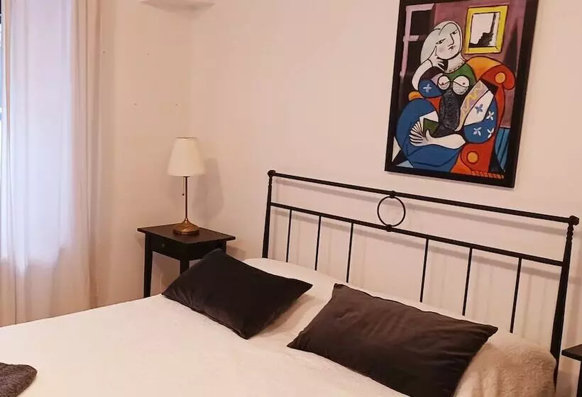Jerry & Oli S Apartments