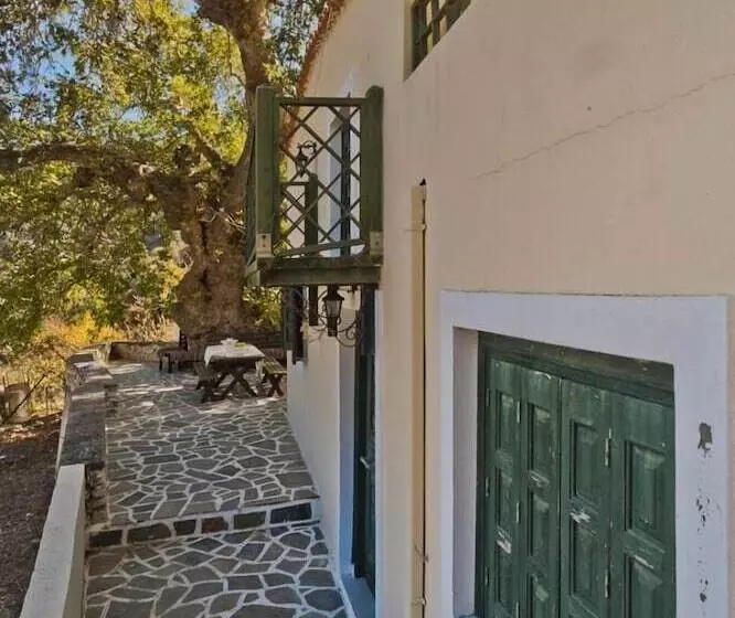Mertonas Villa
