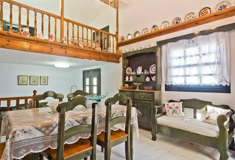 Mertonas Villa
