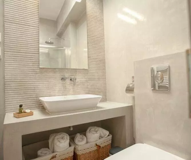 پانسیون Oikia Guesthouse