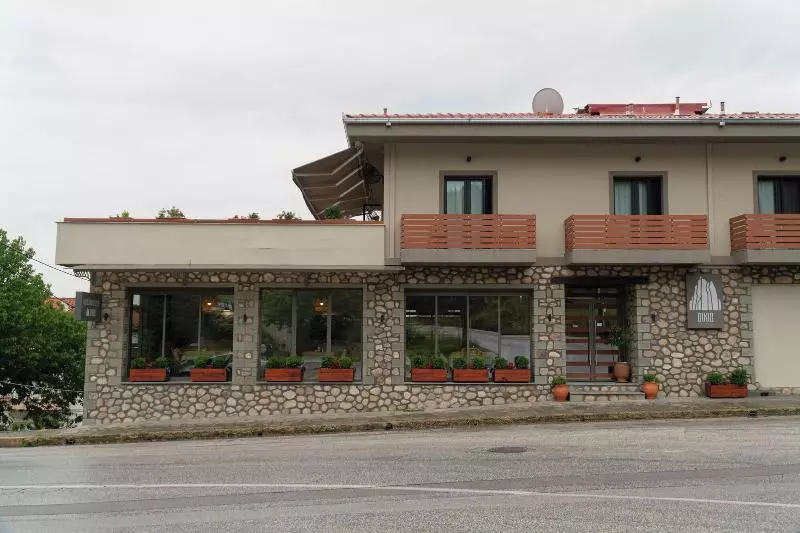 پانسیون Oikia Guesthouse