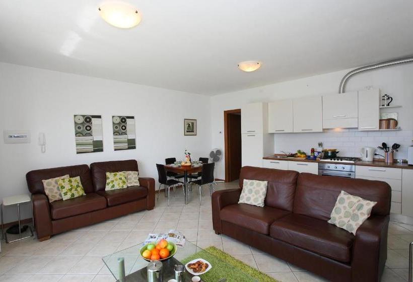 Residence Vista D Oro Apartments