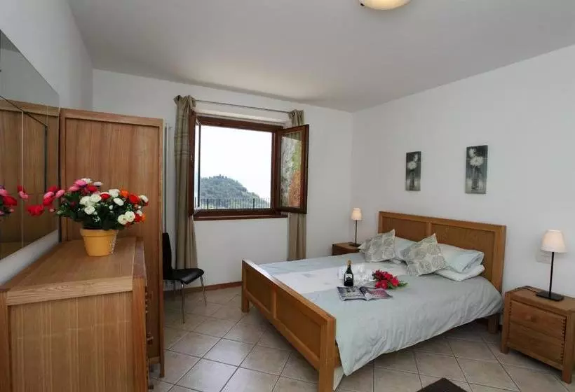 Residence Vista D Oro Apartments