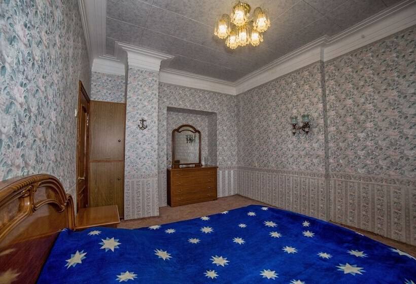 Arendagrad Apartments Kommunisticheskaya