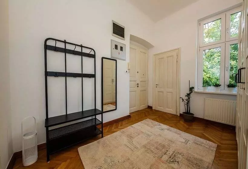 Best Luxury Apt In Zagreb For 16 Ppl