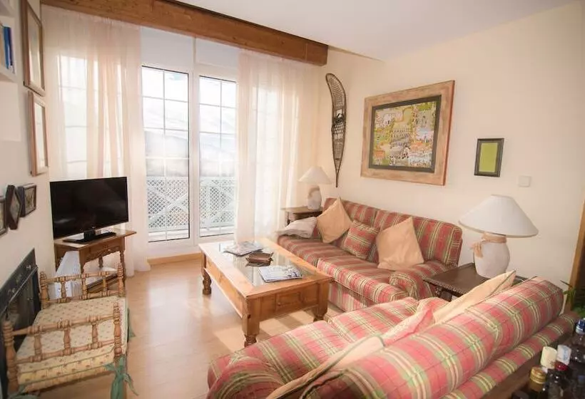 Dúplex Pradollano 3 Dorm 8pax