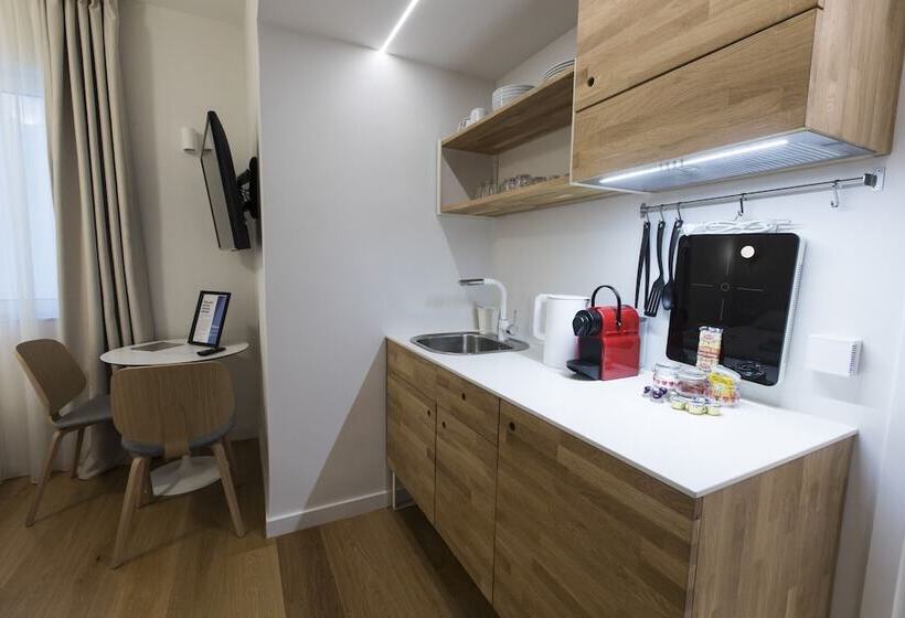 Syntagma Apartments By Olala Homes