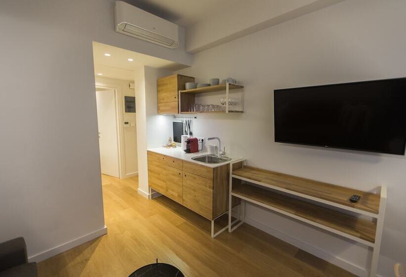 Syntagma Apartments By Olala Homes