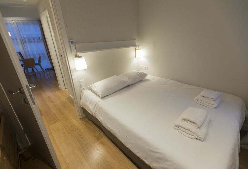 Syntagma Apartments By Olala Homes