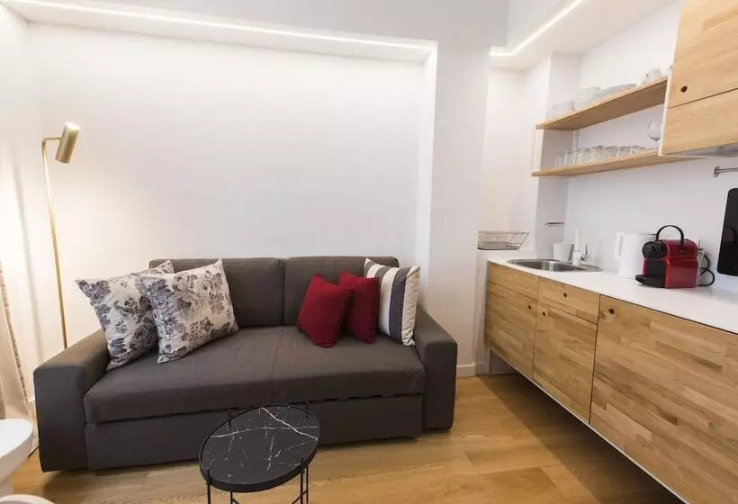 Syntagma Apartments By Olala Homes