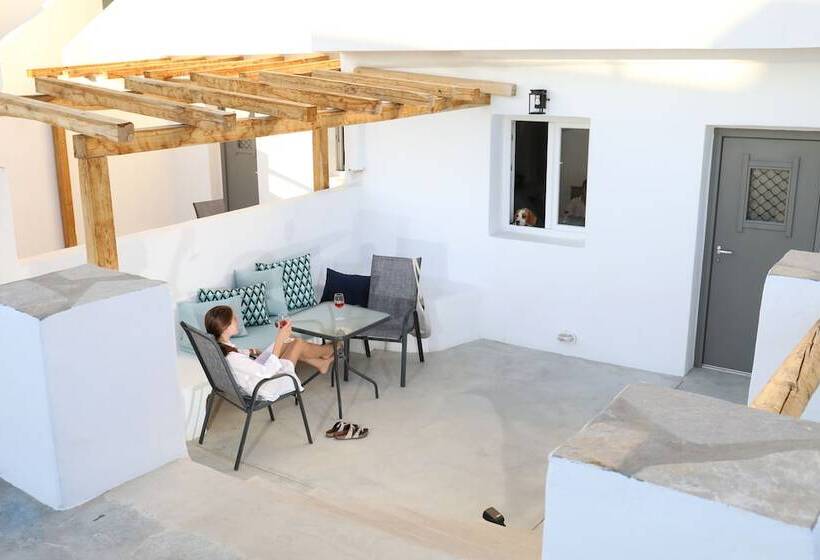 פנסיון Irida Vacation Suites