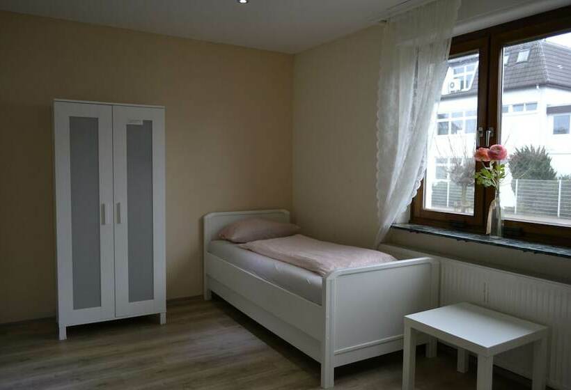 Pension Highway Bielefeld Senner Hellweg