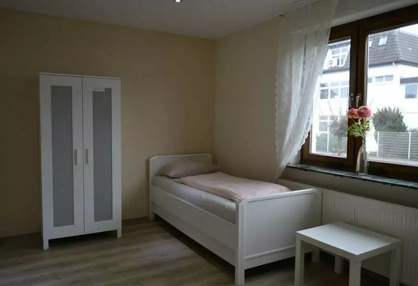 Pension Highway Bielefeld Senner Hellweg