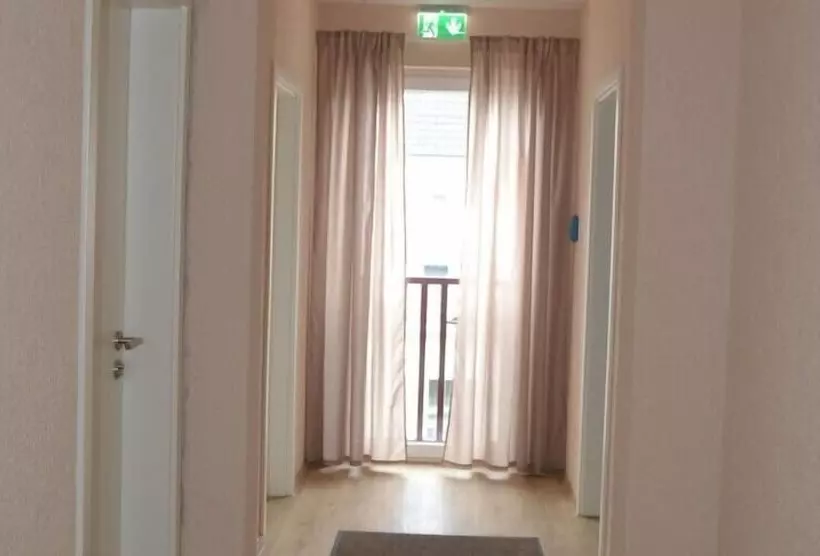 Pension Highway Bielefeld Senner Hellweg