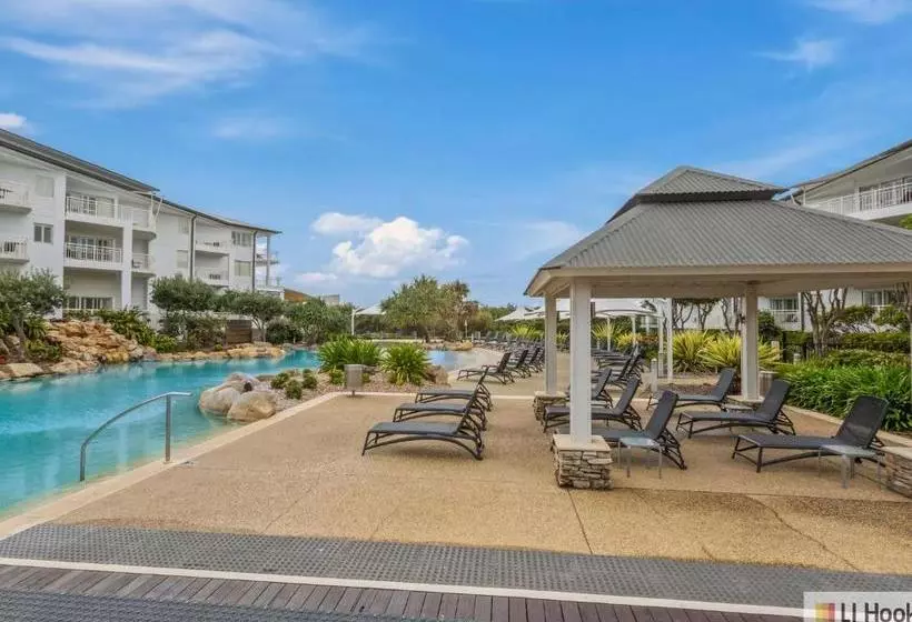 Resort On The Beach 1219/20