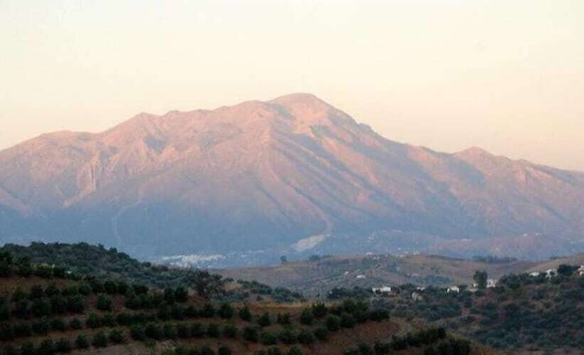 مبيت وإفطار Casa Colina