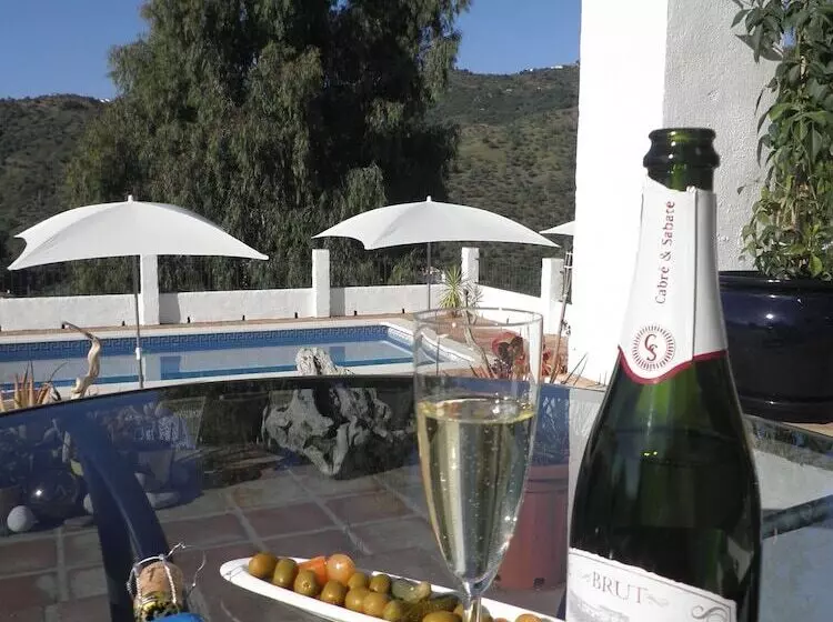 Bed and Breakfast Casa Colina