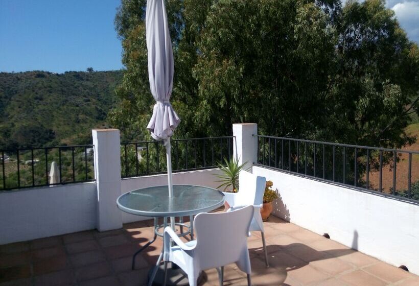 مبيت وإفطار Casa Colina