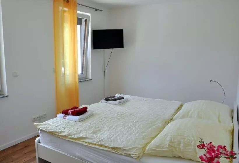 Modernes Apartmenthaus