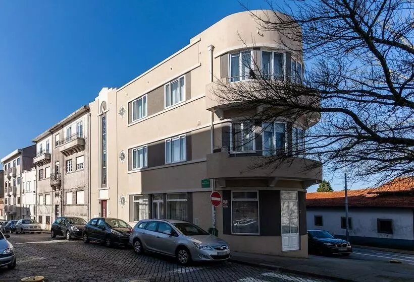 پانسیون Bcharming House