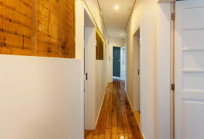 پانسیون Bcharming House