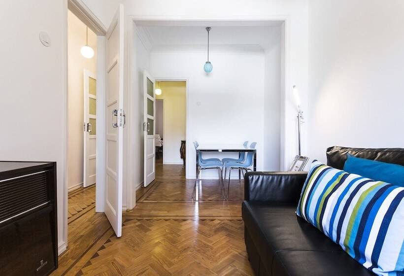 Damasceno Contemporary Apartment