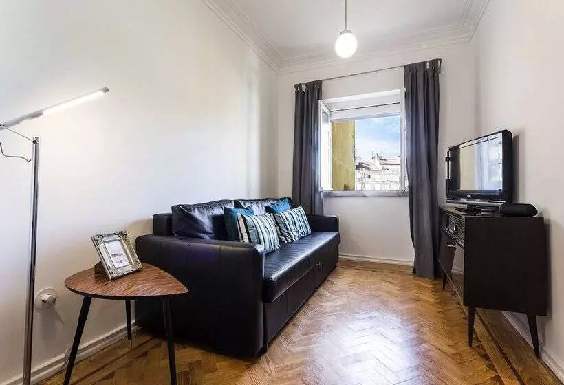 Damasceno Contemporary Apartment