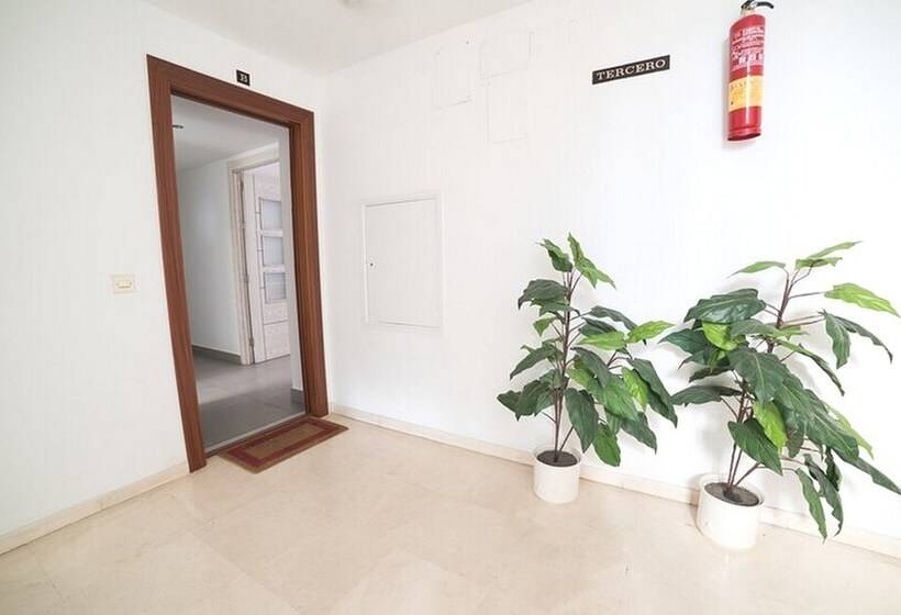 Myramar | 7 Pax | Parque De Poniente | 4724 Kpaw