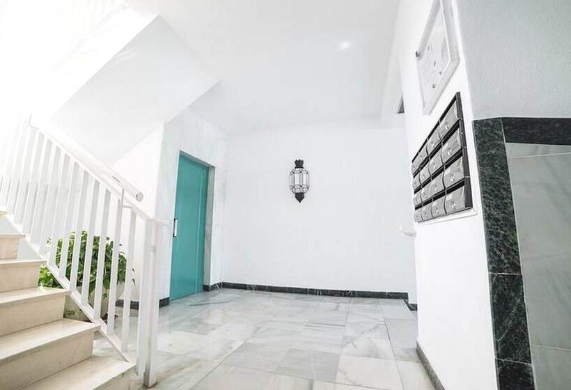 Myramar | 7 Pax | Parque De Poniente | 4724 Kpaw