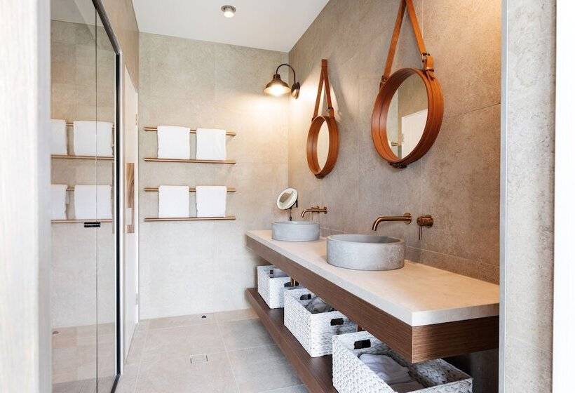 פנסיון Brokenback Views Country Estate