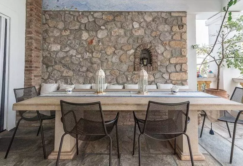 Villa Sealia Elegantseasidein Spetses