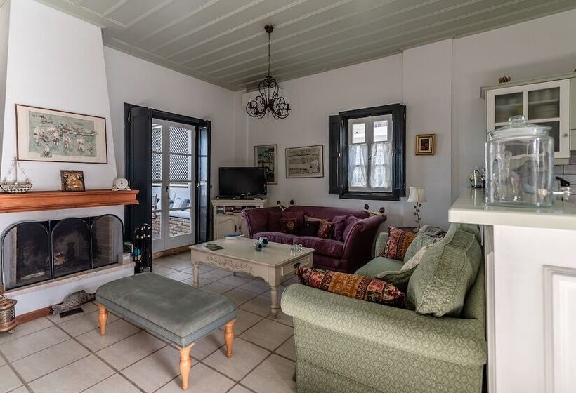 Villa Sealia Elegantseasidein Spetses