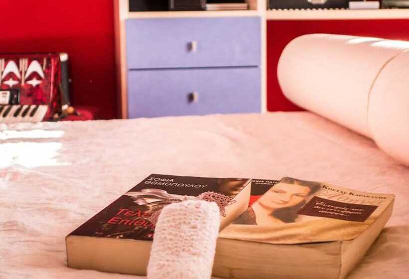 Hospitality & Traditional Food In Peloponnese