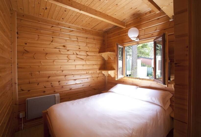 בית מלון כפרי Camping Bayona Playa