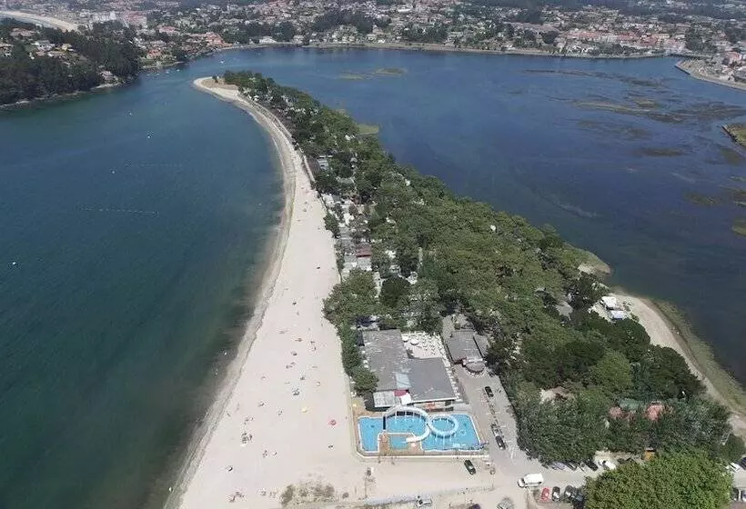 Hotelli Camping Bayona Playa