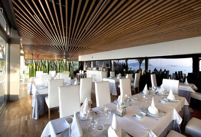 בית מלון כפרי Camping Bayona Playa